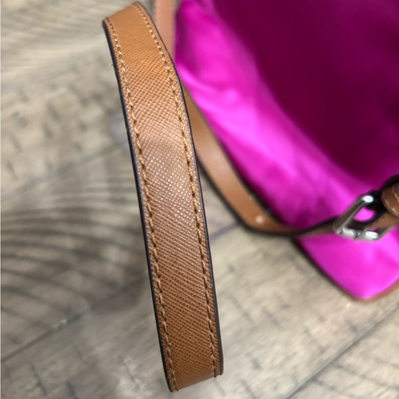 Michael Kors Fuchsia and Tan Crossbody Bag - Picture 6 of 9